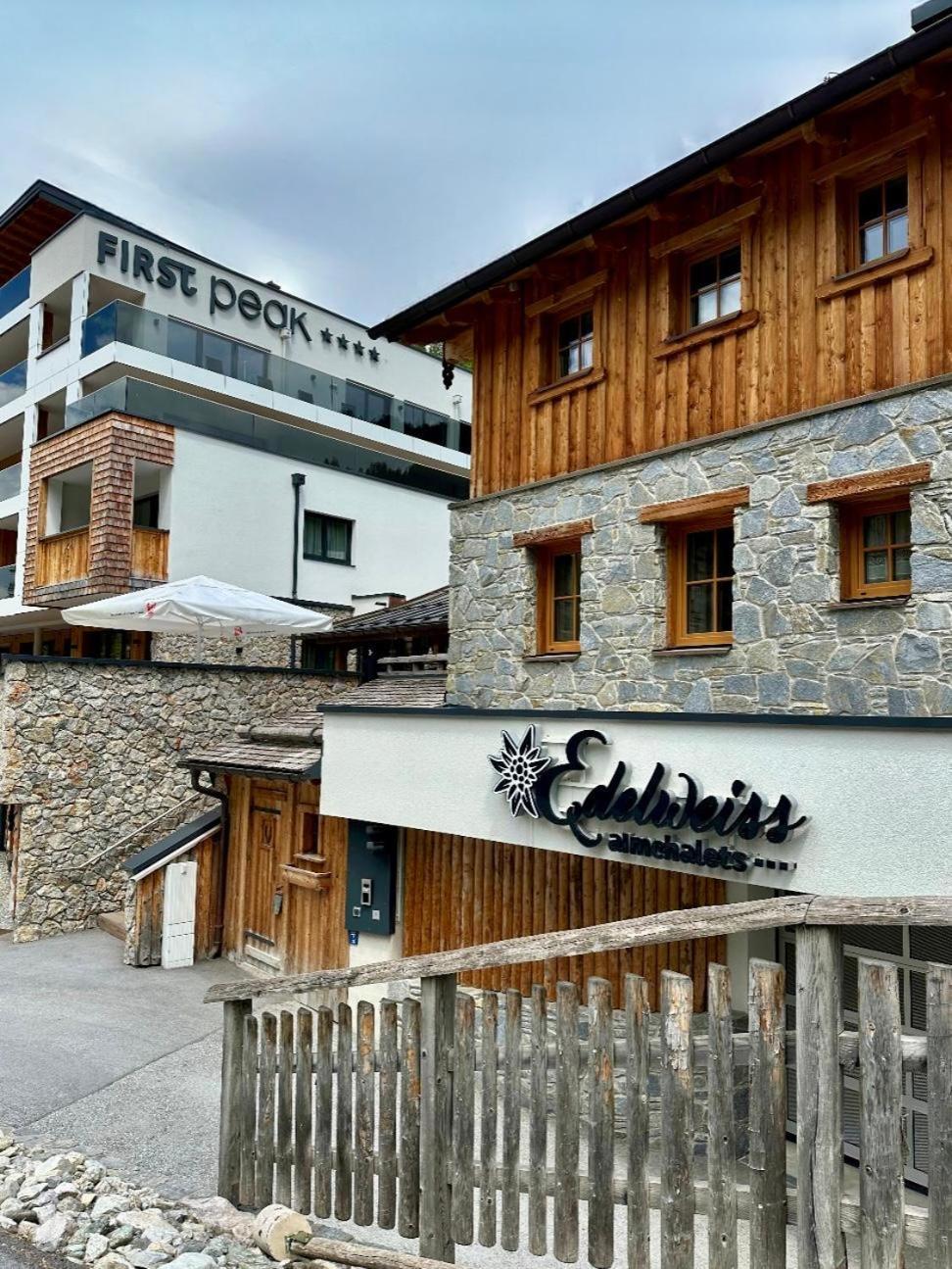 Firstpeak Chalets Zauchensee Buitenkant foto